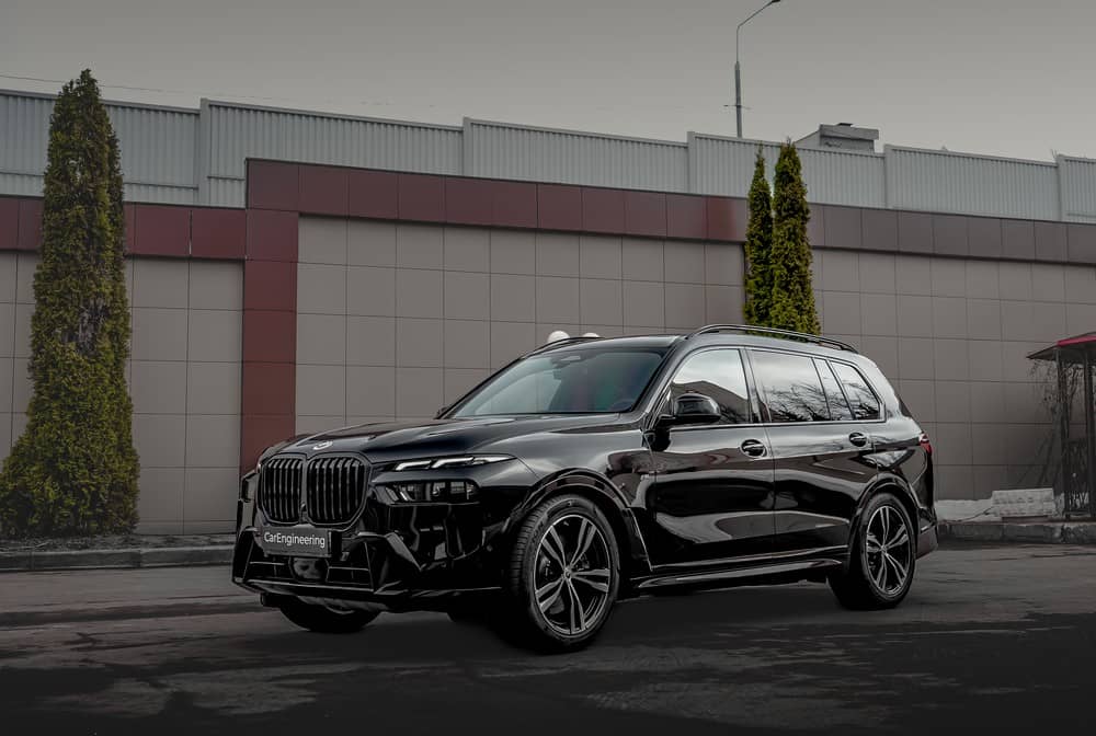 Бронирование BMW X7 G07 2024 защитной пленкой