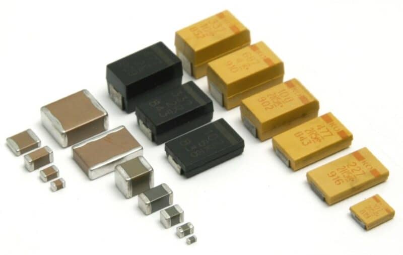 Что нужно знать о SMD конденсаторах: виды, маркировка, применение