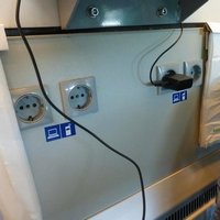 Розетки в вагоне поезда