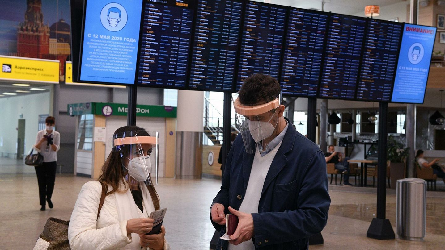 Названы самые дешёвые направления для полётов из Москвы и Петербурга в сентябре