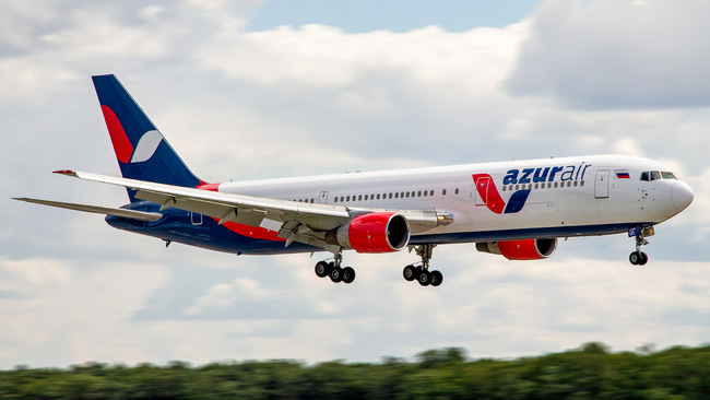 Авиакомпания "Azur air"
