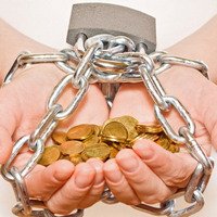 Проверять долг перед поездкой